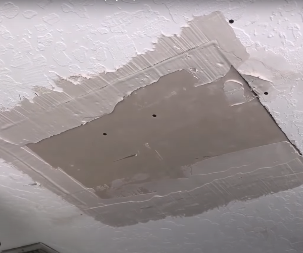 Drywall with mud mixture