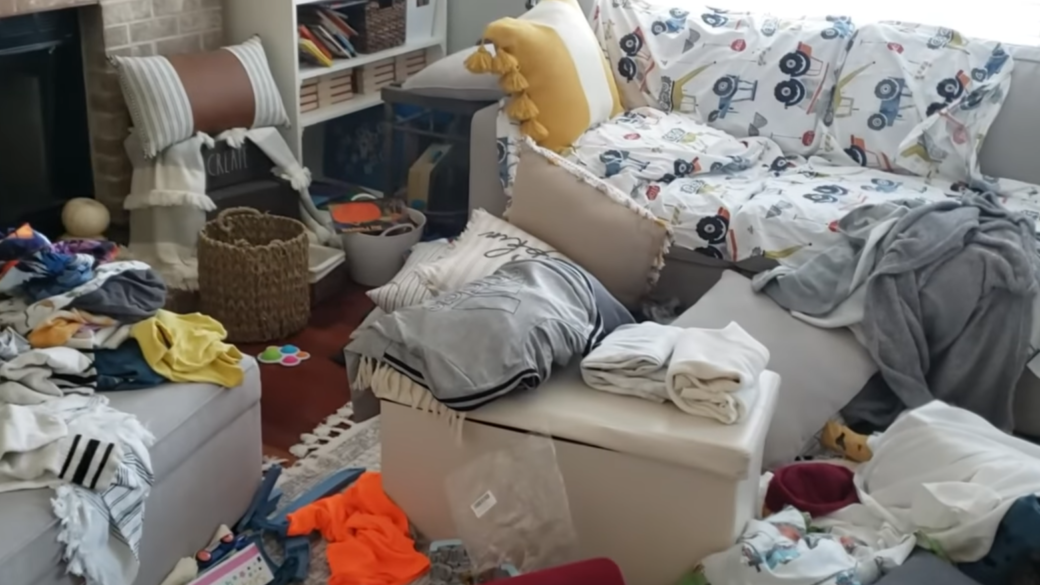 messy apartment