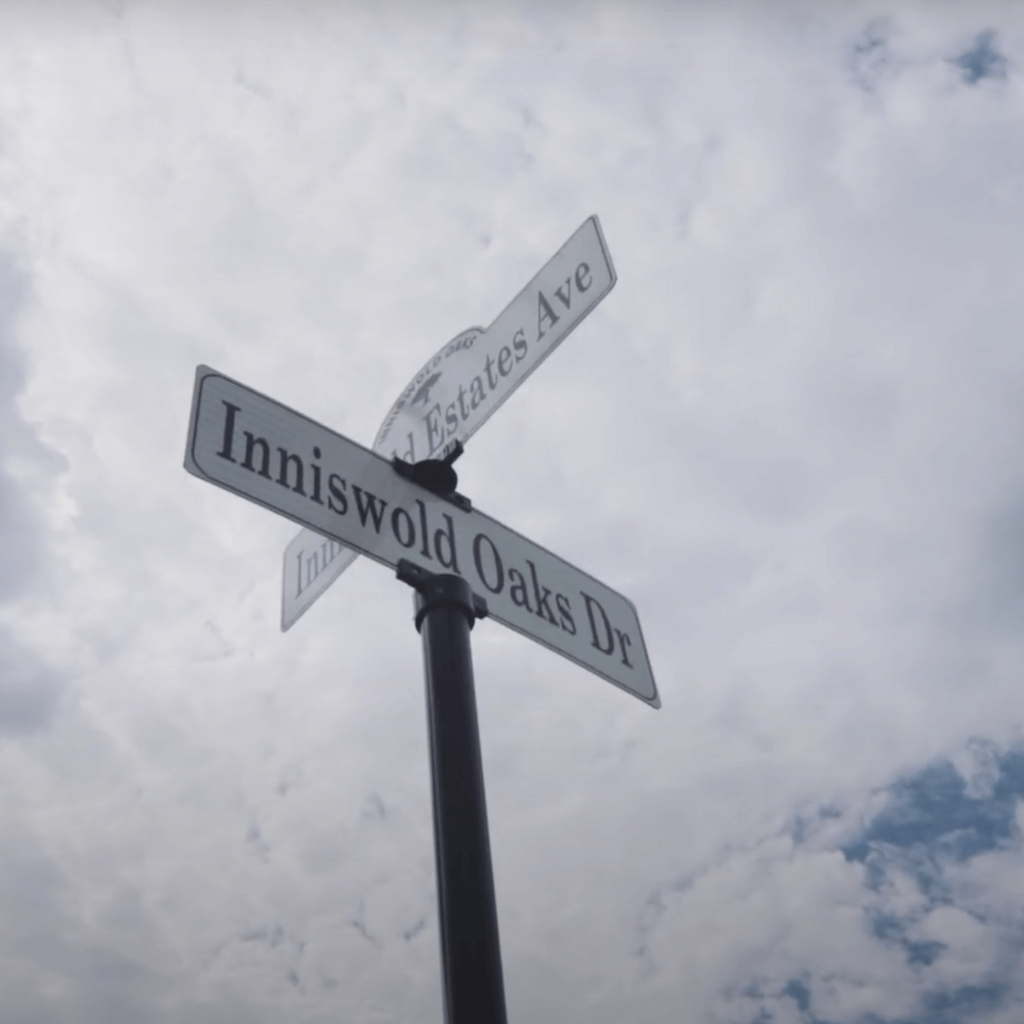 Inniswold road sign 