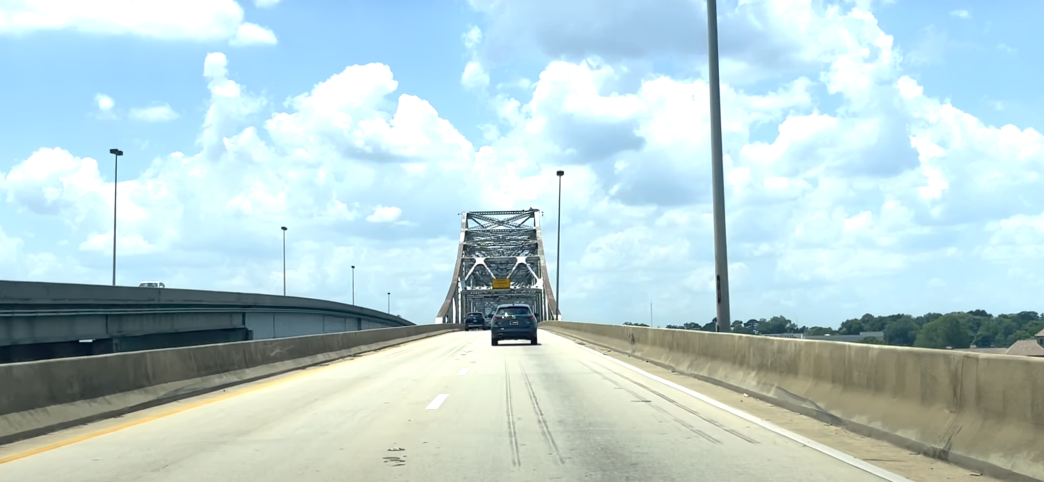 14 Best Places to Live in Alabama for Young Adults and Professionals