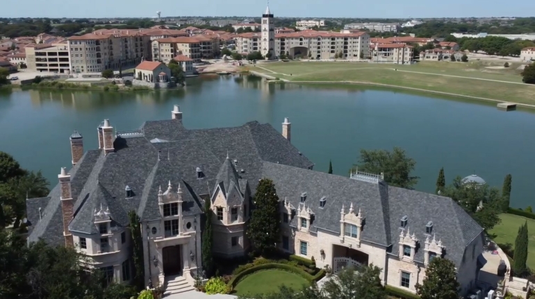 Aerial view of luxury properties in McKinney, Texas