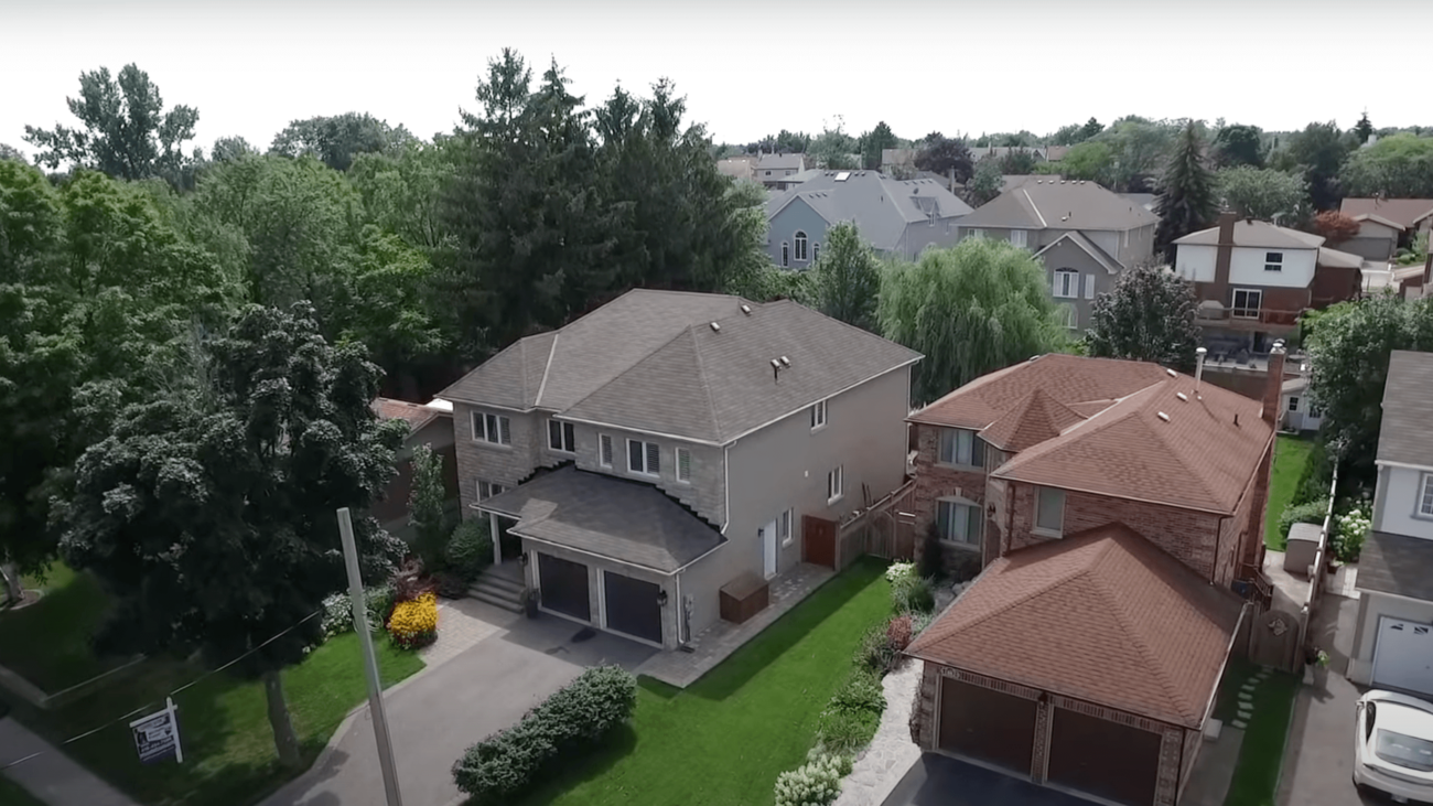 aerial view of houses