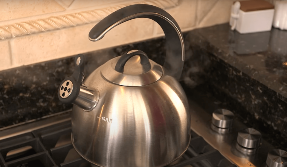 kettle boiling water